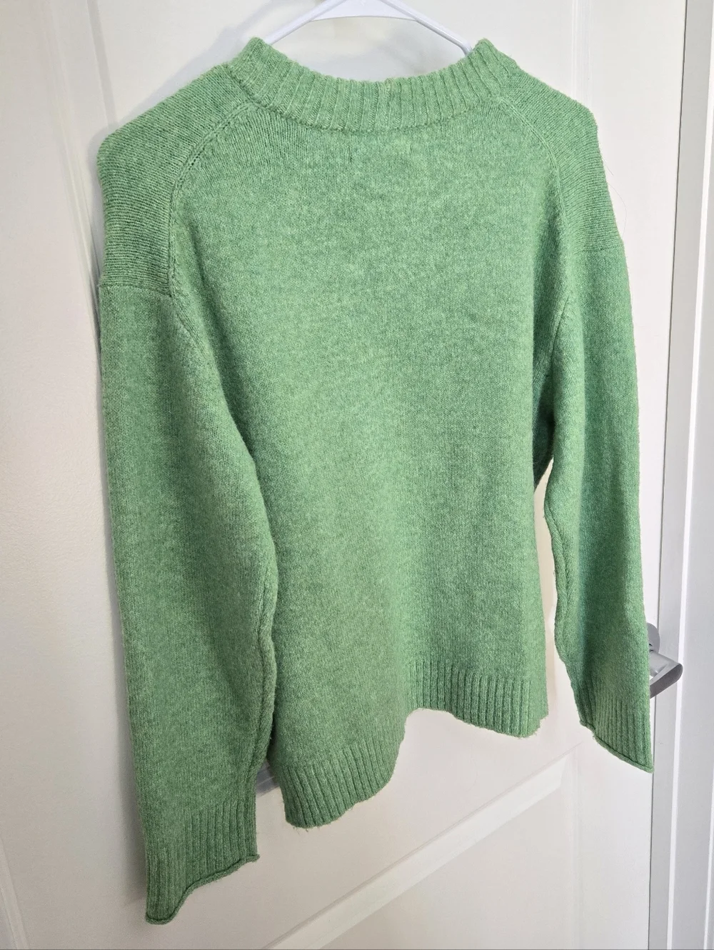 American Eagle Green Fluffy Knit Sweater Sz S - Picture 8 of 12